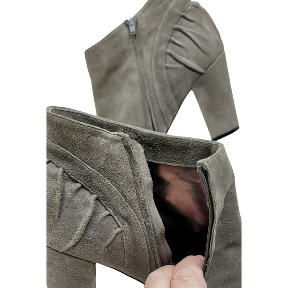 Natural Comfort Grey Suede Booties Size 9 - Picture 7 of 9